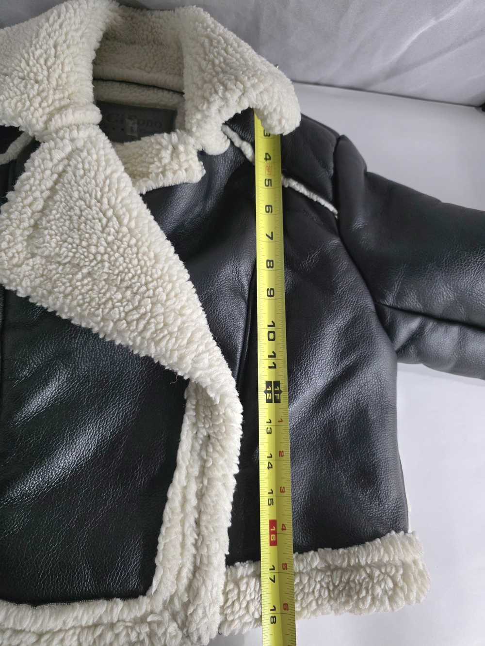 Ci Sono Black Faux Leather Cropped Moto Jacket with Faux Ivory Shearling - Picture 6 of 6